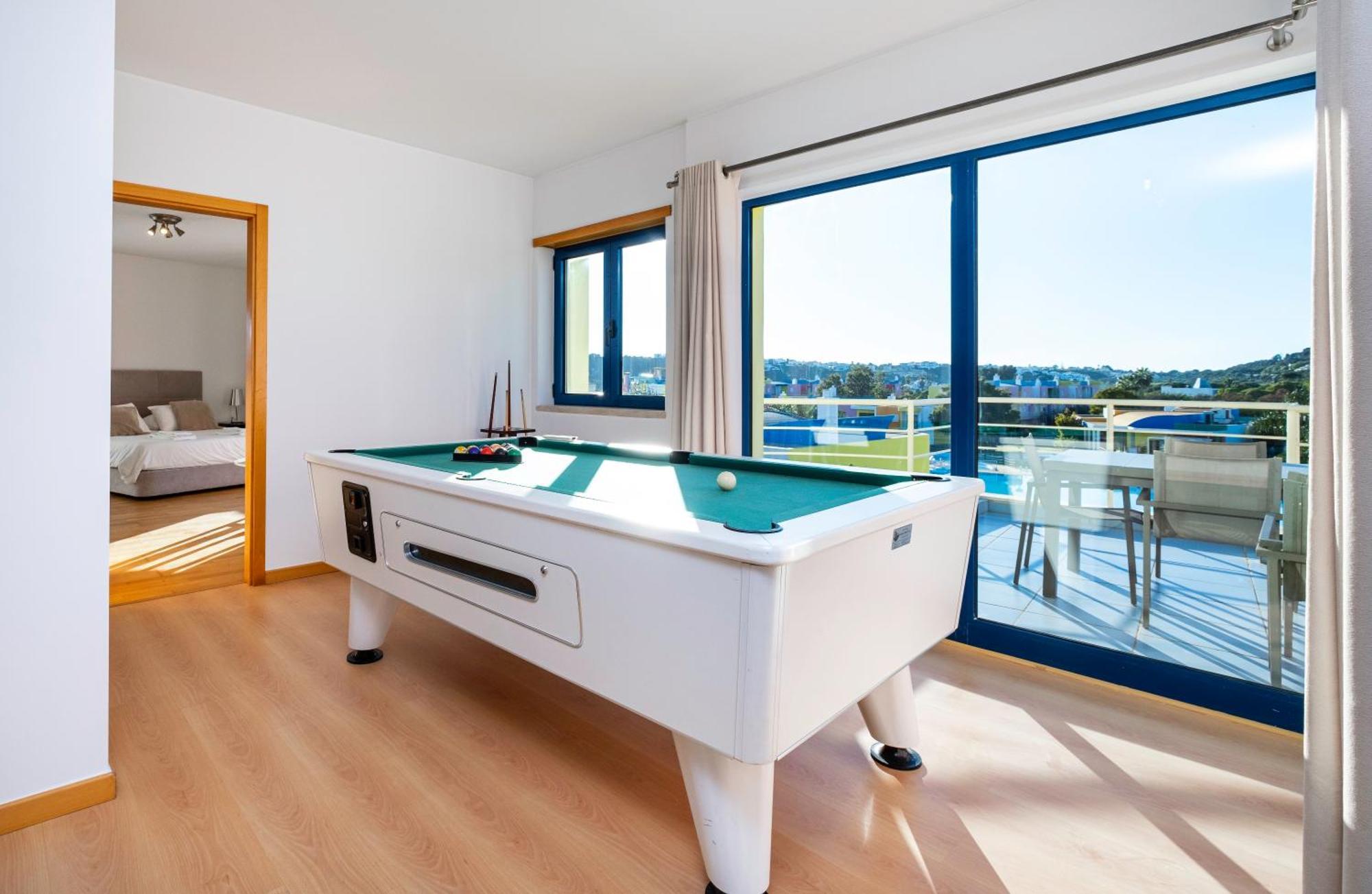 알부페이라 Penthouse 160Sqm Wide Terraces Pool View & Private Hot Tub & Parking 아파트 외부 사진